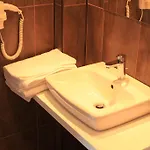 Hypnotique Vilă *